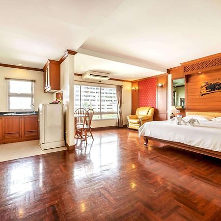 Studio Suite By Royal Ivory Nana Bangkok Dış mekan fotoğraf