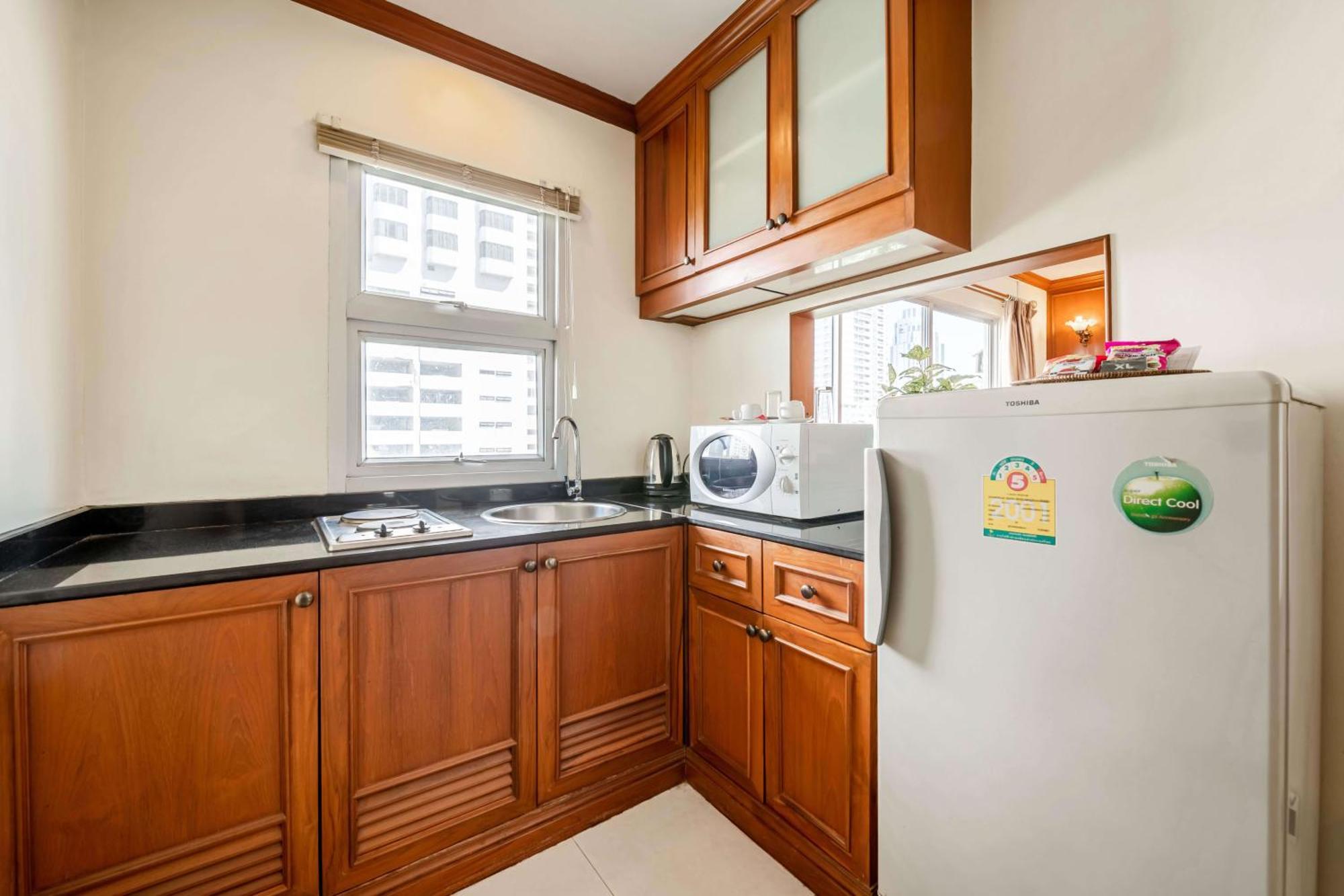 Studio Suite By Royal Ivory Nana Bangkok Dış mekan fotoğraf