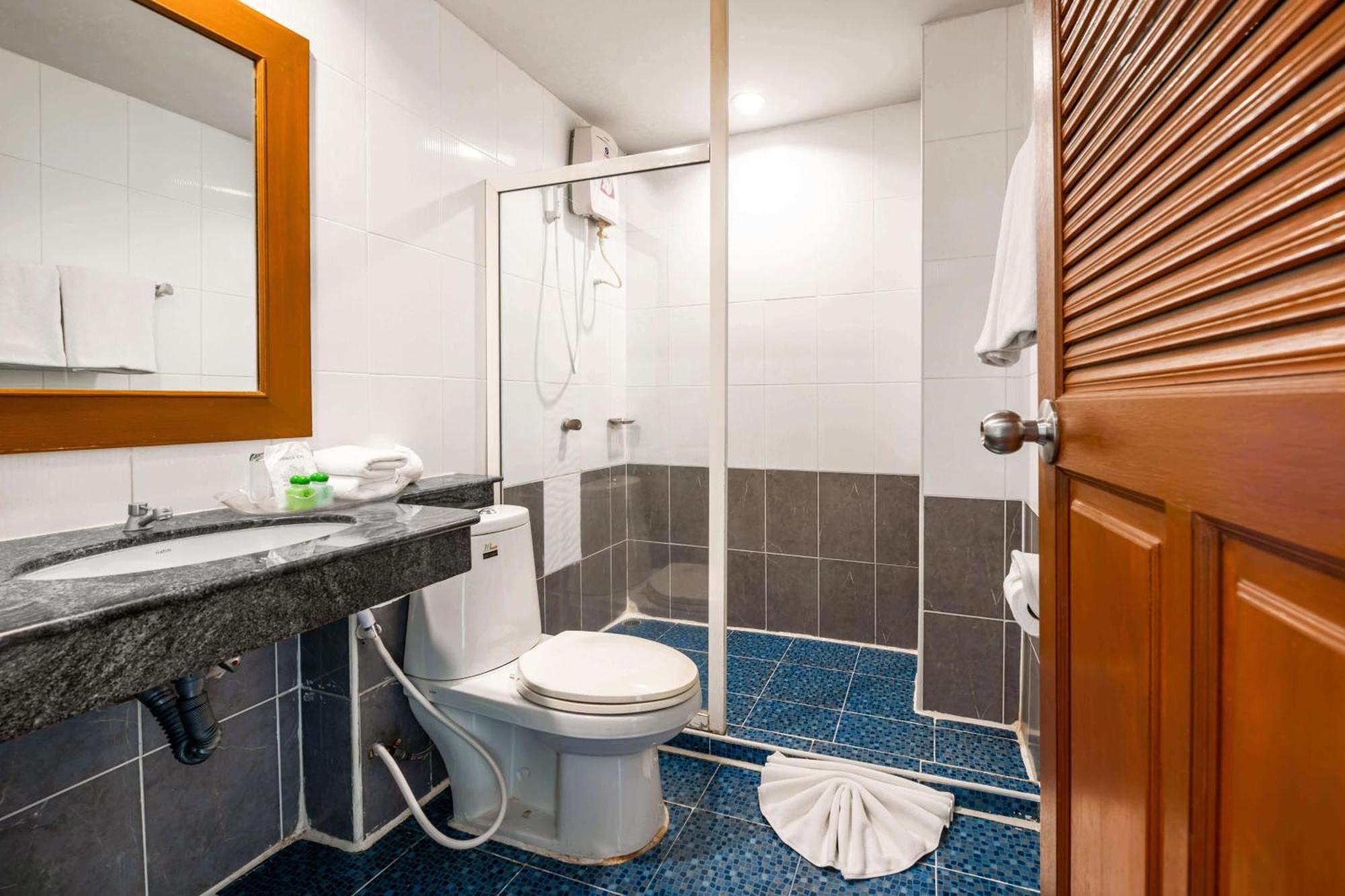 Studio Suite By Royal Ivory Nana Bangkok Dış mekan fotoğraf