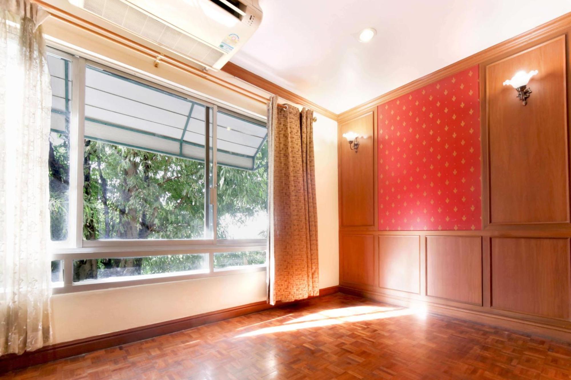 Studio Suite By Royal Ivory Nana Bangkok Dış mekan fotoğraf