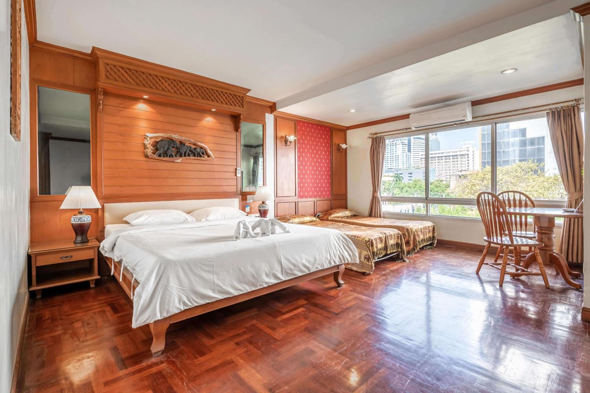 Studio Suite By Royal Ivory Nana Bangkok Dış mekan fotoğraf