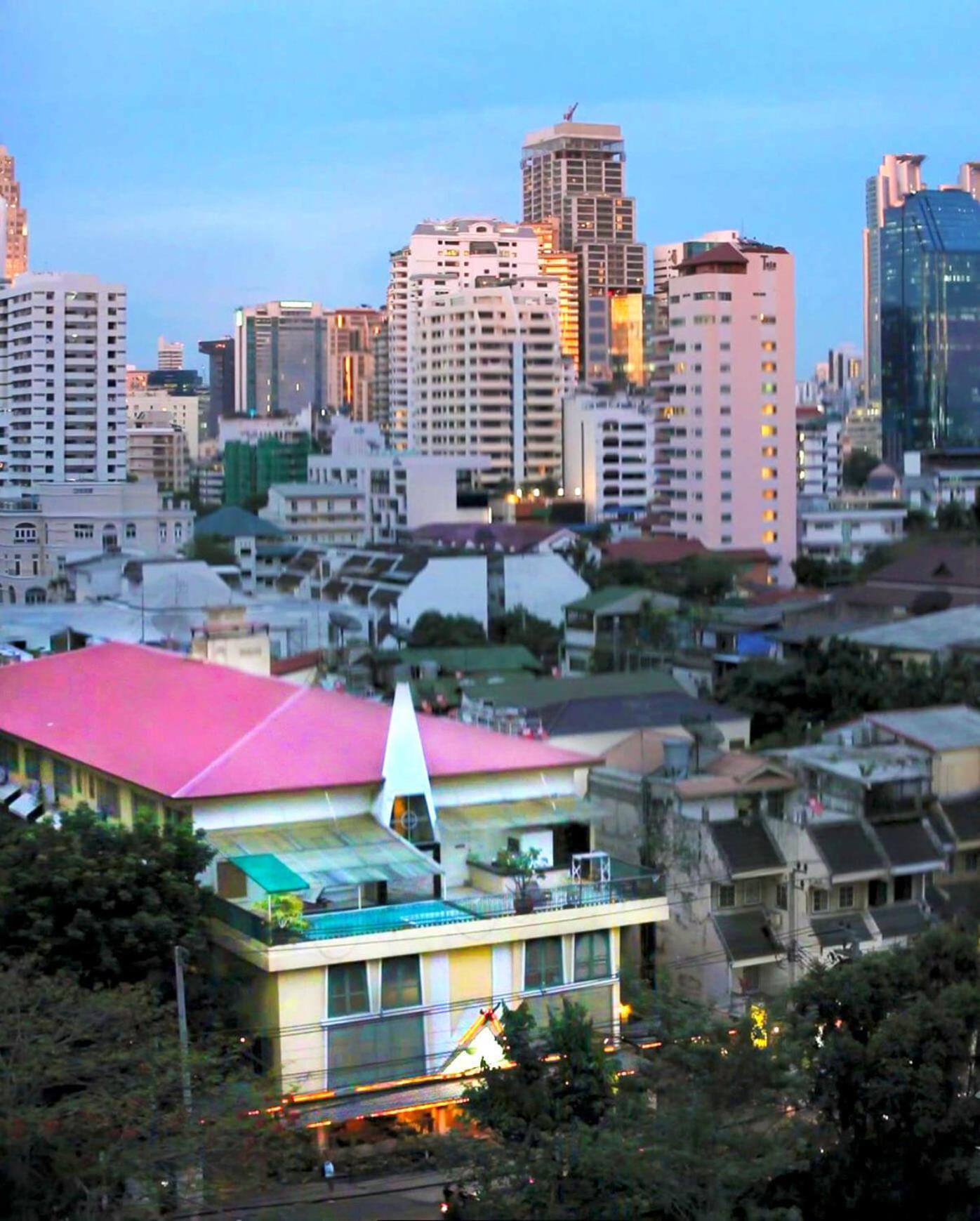 Studio Suite By Royal Ivory Nana Bangkok Dış mekan fotoğraf